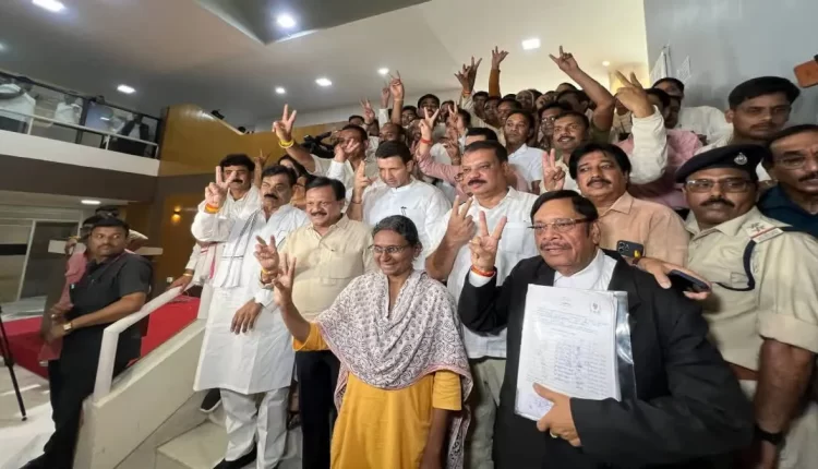 Meenakshi Natarajan filed nomination