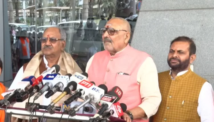 Giriraj Singh in Raipur