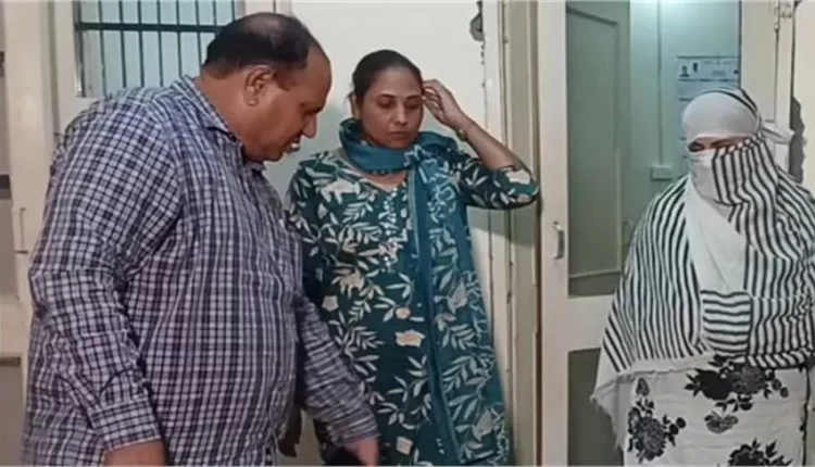 female agent arrested