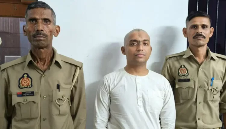 fake sadhu exposes