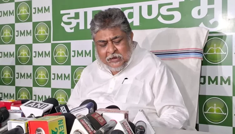 JMM angry with congress's decision